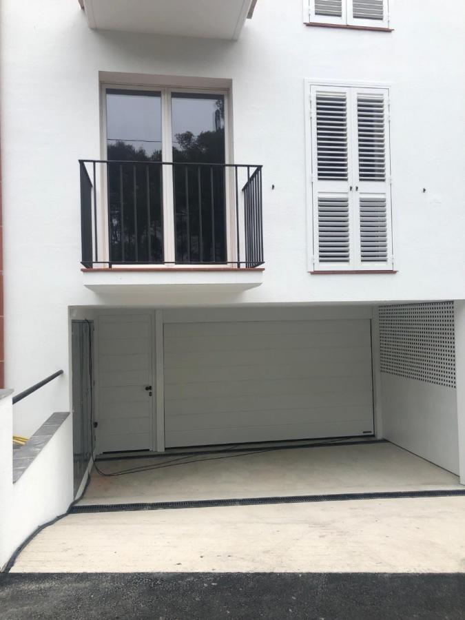 Apartamento Nuevo En El Centro Con Garaje Cadaqués Esterno foto